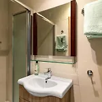 Walk - Central, Cool, Cute, Convenient Holiday home Limassol