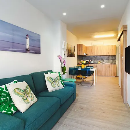 Ferienhaus Walk - Central, Cool, Cute, Convenient Limassol